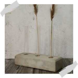 Plantstekset beton groendecoratie